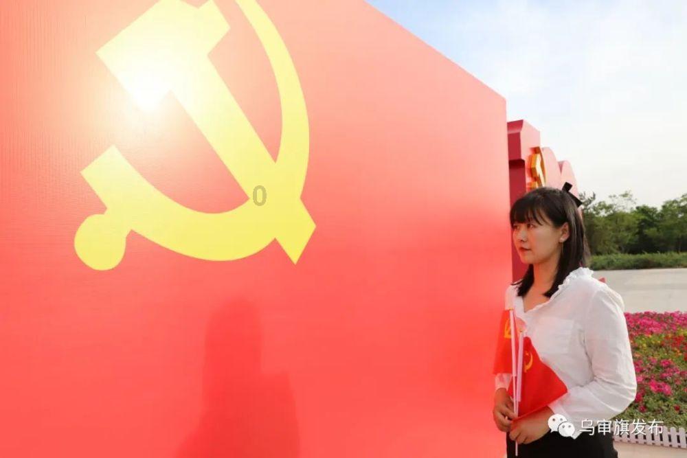 逃离变色龙森林