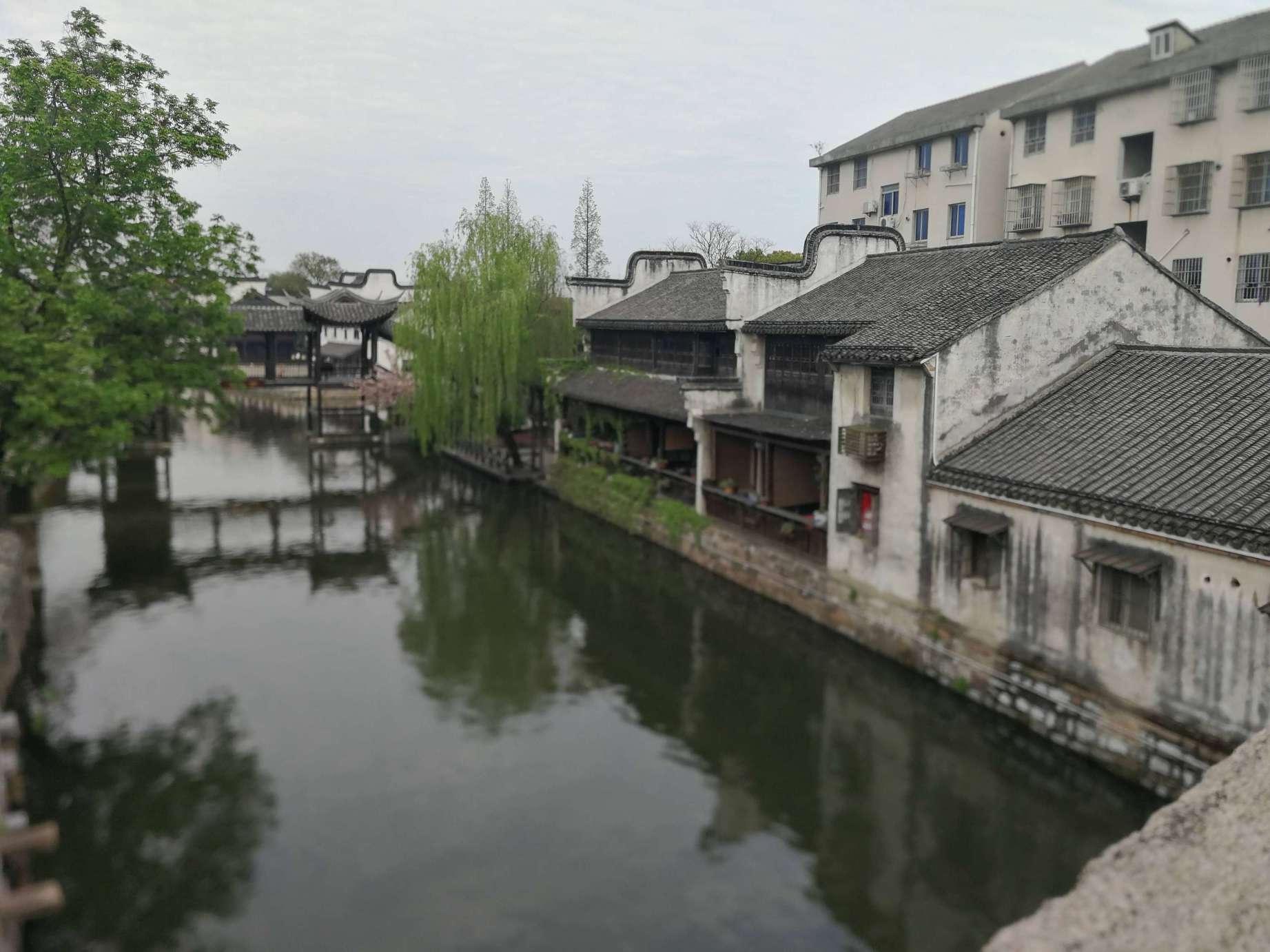 发现有趣热门话题的订婚短句八个字?红迪网